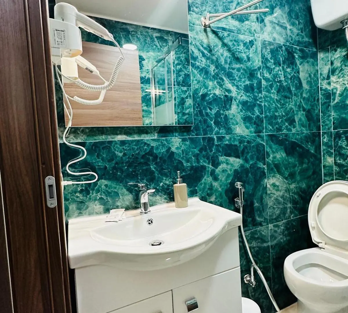 Viktoria House Rome Bed & Breakfast Italy