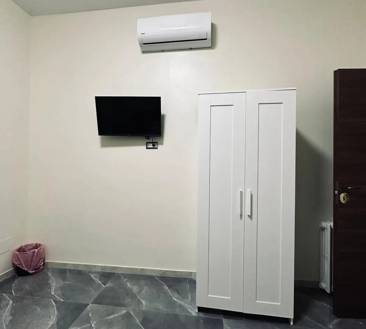 Viktoria House Rome B&B